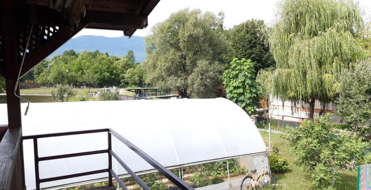 Holiday Home Old Mill Bihać Екстериор снимка